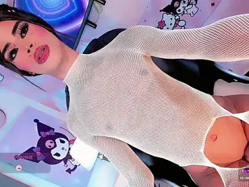 Stripchat Live Sex of EmmaSweet23