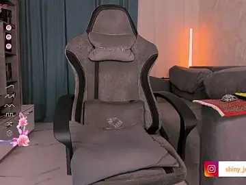 Stripchat Sex Chat of Shiny_Jennifer