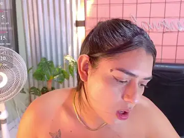 Stripchat Best Webcam of mensia_hernandz