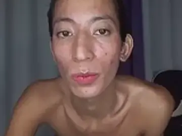 Stripchat Free Porn Cam of sexyhotasshugecock