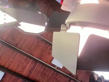 Stripchat Free Live Porn of ari_monet