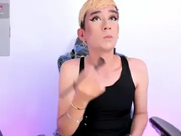 Stripchat Live Sex Cam of Chris_boy_