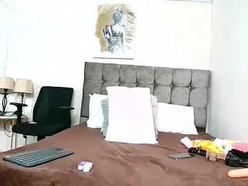 Stripchat Best live sex cam show of IssabellaJones