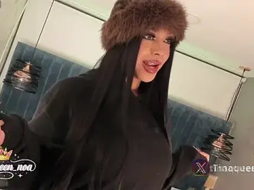 Stripchat Sex Chat of tinaqueen_noa