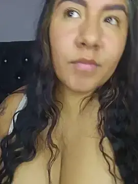 Stripchat Adult Webcam of Iam_Ambar