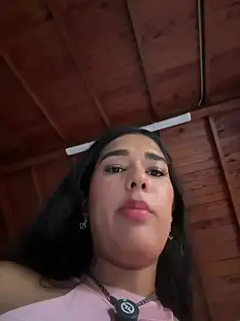 Stripchat Live Sex of EmmaRoux_