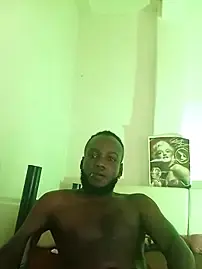 Stripchat Free Porn Cam of davidsims