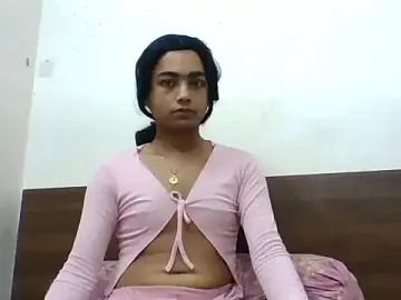 lilysstone12 from stripchat