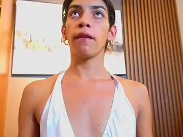 Stripchat Free Porn Cam of Alahia_Rodriguez