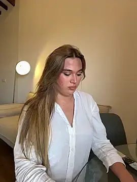 Romina_rousse from stripchat