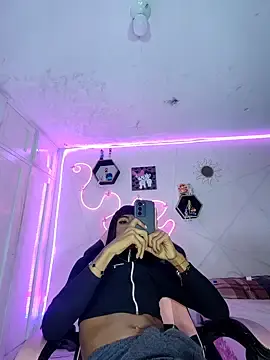 Stripchat Sex Cam of Violeta_R_