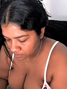 Stripchat Sex Cam of paola091