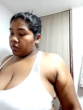 Stripchat Watch Live Sex Cams of paola091
