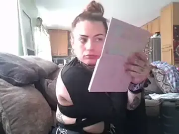 Stripchat Best live sex cam show of UrHellBri-L