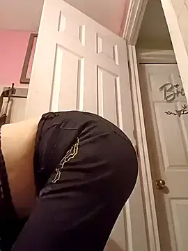 Stripchat Best Webcam of UrHellBri-L
