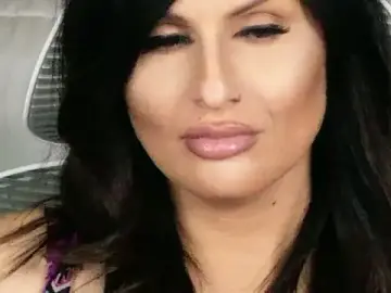 Stripchat Watch Live Sex Cams of xprettysmilex