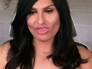 Stripchat Watch Live Sex Cams of xprettysmilex