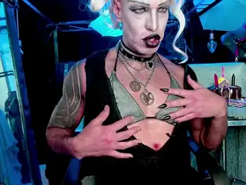 Stripchat Live Sex Cam of LILITHMADAME