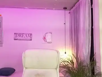 Stripchat Best live sex cam show of Kendry_fox420_