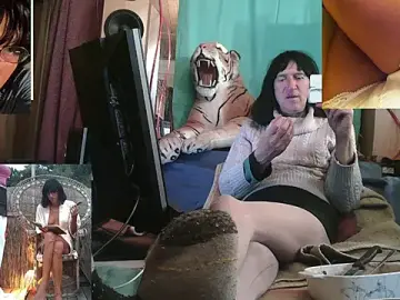 Stripchat Sex Cam of SissiDomination