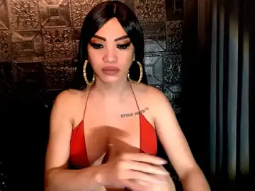 Stripchat Sex Cam of ASIANHOTTIE_69