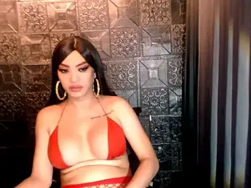 Stripchat Sex Cam of ASIANHOTTIE_69