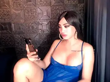Stripchat Sex Cam of ASIANHOTTIE_69