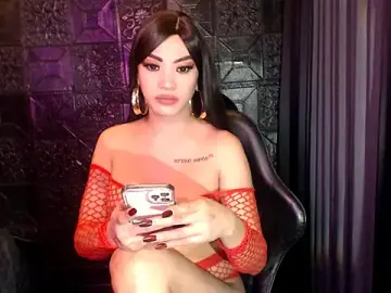 Stripchat Adult Webcam of Indestructible_69