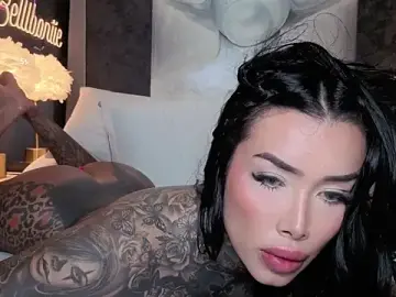 Stripchat Free Porn Cam of belllbonniie