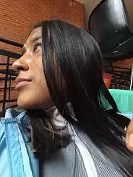 Stripchat Free Porn Cam of NAMISQUIRT