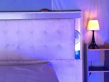 Stripchat Free Live Porn of Emily_Castillo_1