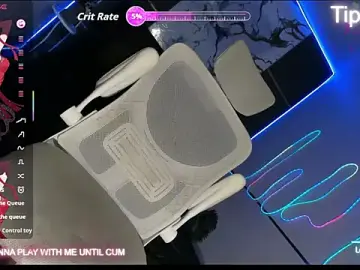 Stripchat Nude Webcam of Alexa_therealhorsecock