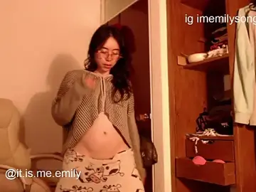 Stripchat Adult Video Chat of emily_pearl_