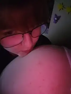 Stripchat Private Sex Chat of wehavepussies_xoxo