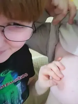 Stripchat Watch Live Sex Cams of wehavepussies_xoxo