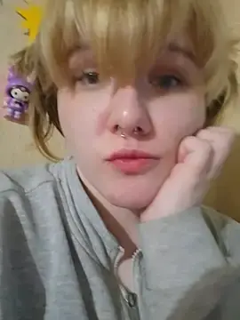 Stripchat Watch Live Sex Cams of wehavepussies_xoxo