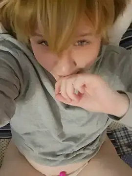 Stripchat Private Sex Chat of wehavepussies_xoxo