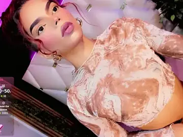 Stripchat Free Porn Cam of Diiva_Smiith