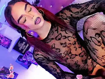 Stripchat Adult Webcams of Diiva_Smiith
