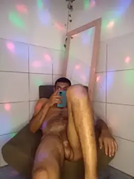 Stripchat Live Sex Cam of TiagosafadoFortaleza