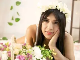 Xlovecam Free Porn Cam of IsabellaStonnee