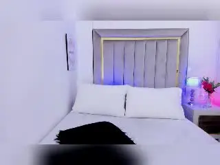 MichelleDenise from xlovecam