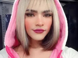 AngieDuchanes from xlovecam