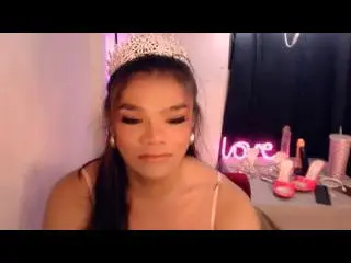 Xlovecam Adult Video Chat of EsaMarie