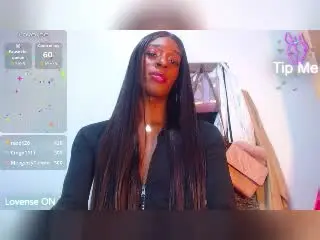 Xlovecam Free Porn Cam of LucianaHottieX