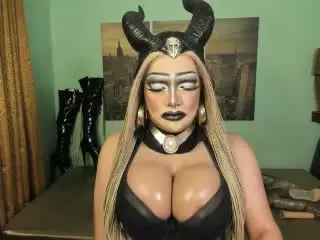 Xlovecam Live Porn of QueenOfPainSasha
