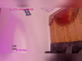 Xlovecam Live Sex Cam of MelissaHotX69