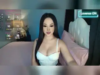 Xlovecam Nude Webcam of CallieStewart