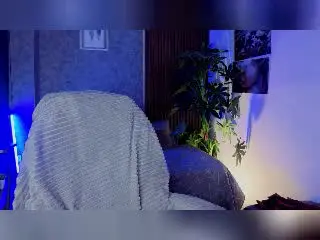 Xlovecam Watch Live Sex Cams of ZoeKiiss