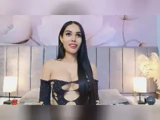 Xlovecam Free Live Porn of VanezzaTss